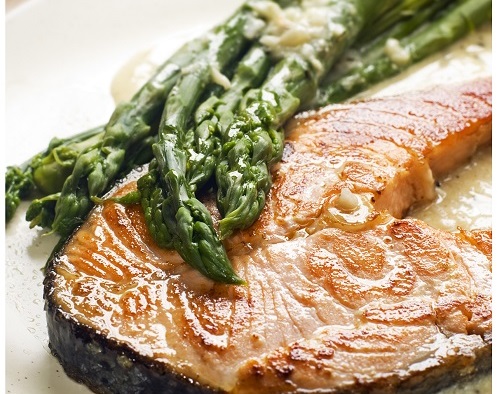 Healthy Recipe For Recovery Easy Garlic Salmon And Asparagus In Foil